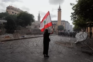 Op vakantie in Beiroet: ‘Ik moest denken aan het holle geluid van een raket. Dat geluid ken ik nog van de oorlog’